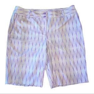 New Annika Cutter & Buck Size 8 Purple & Lustrous Gold Golf Shorts